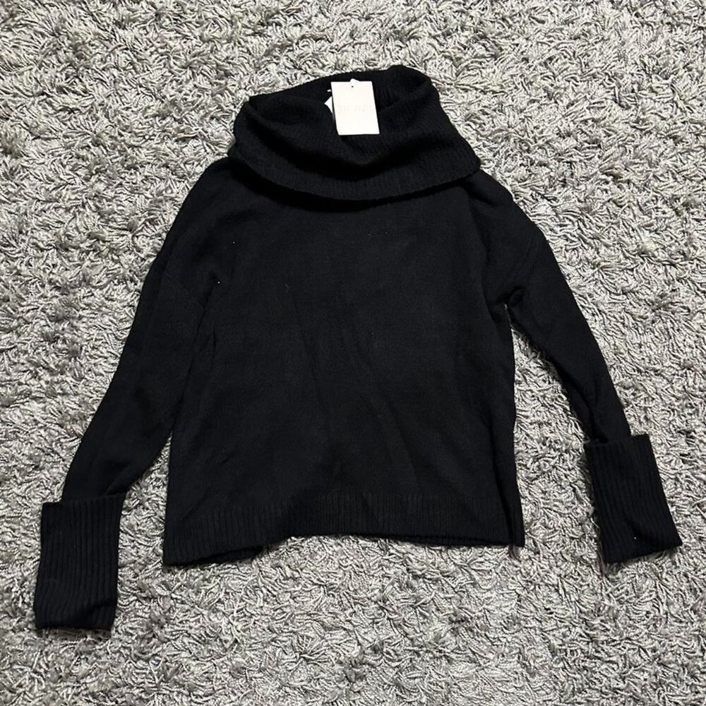 NWT Chelsea Black Turtle Neck Norm Core Gilmore Girls Sweater Size XS